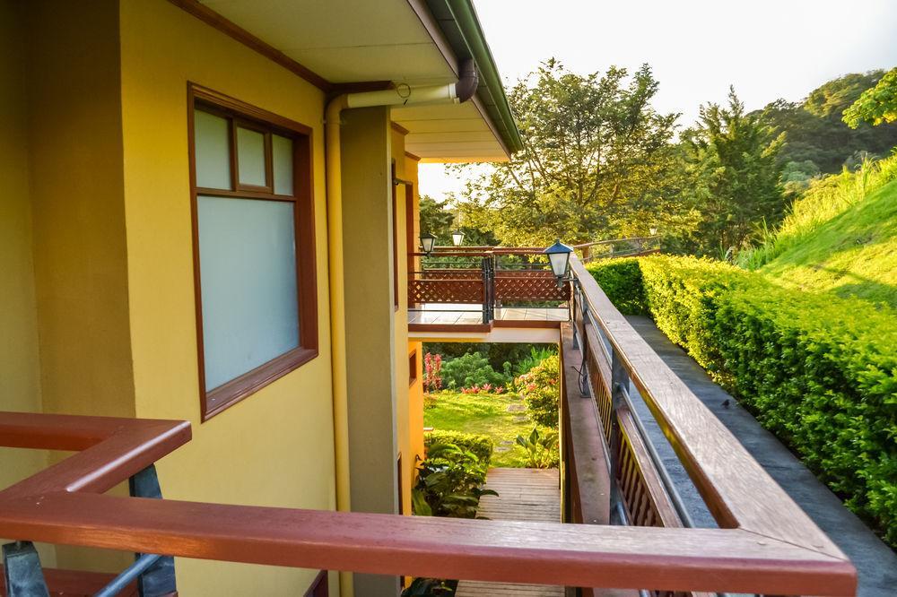 Ficus Lodge Monteverde Exterior foto