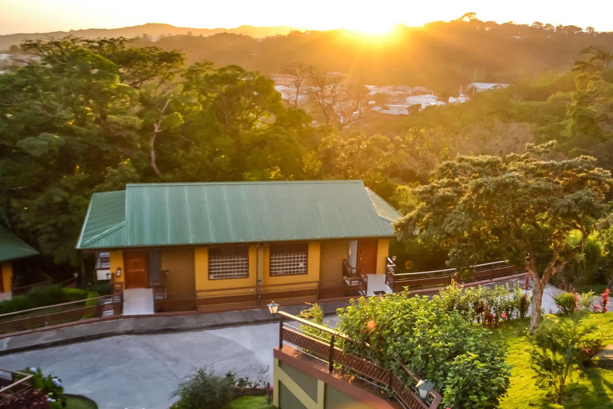 Ficus Lodge Monteverde Exterior foto