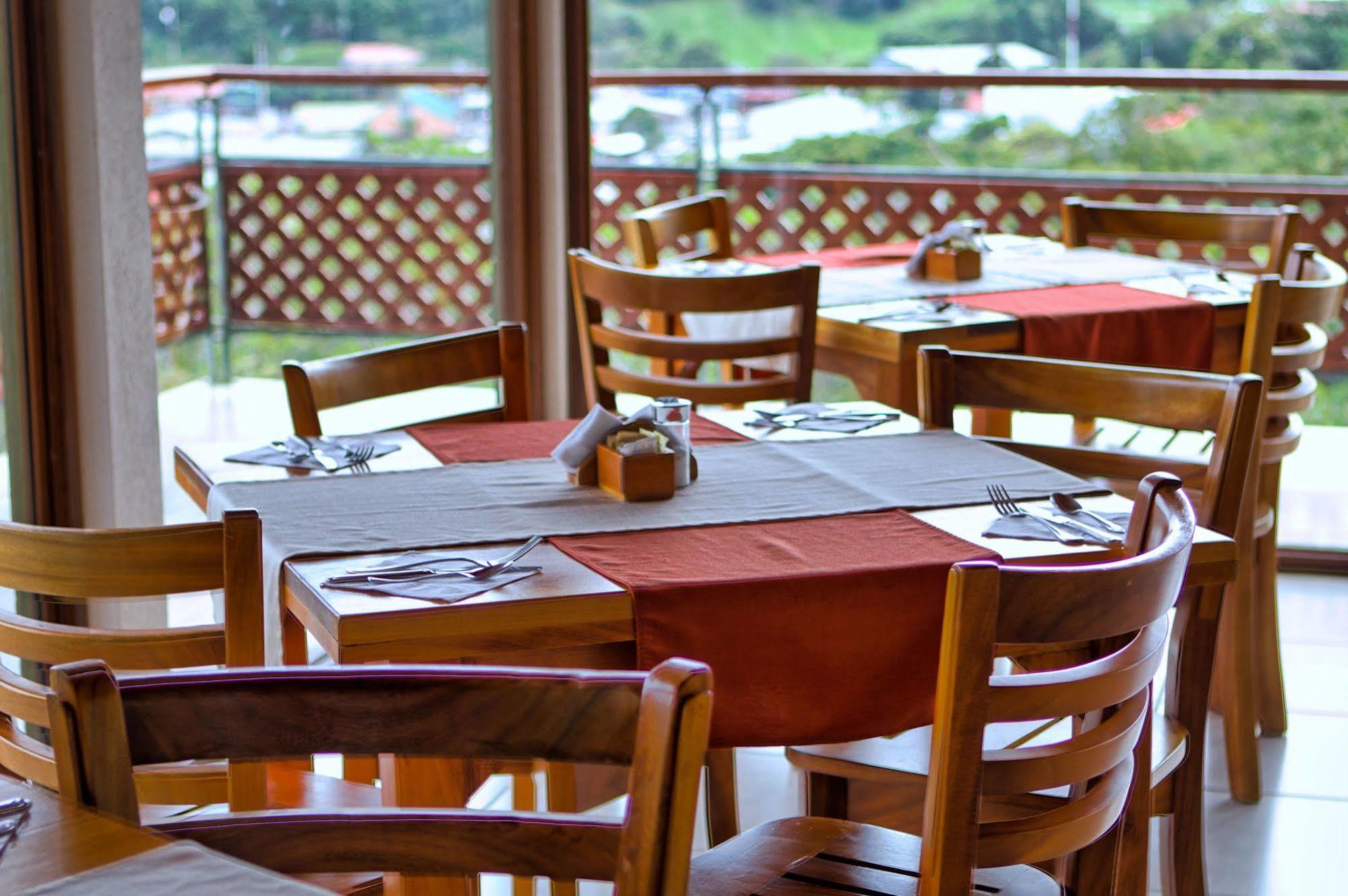 Ficus Lodge Monteverde Exterior foto