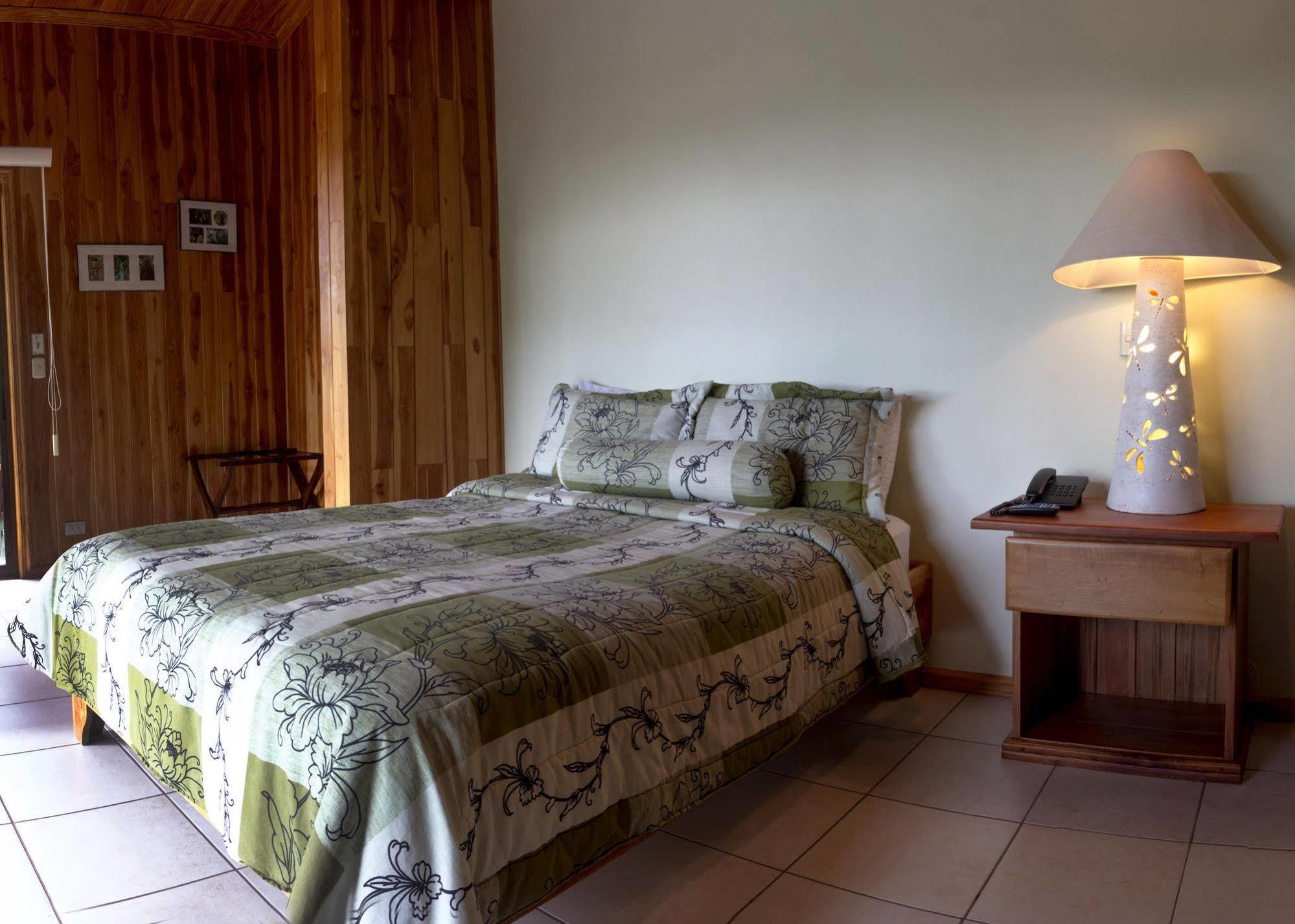 Ficus Lodge Monteverde Exterior foto